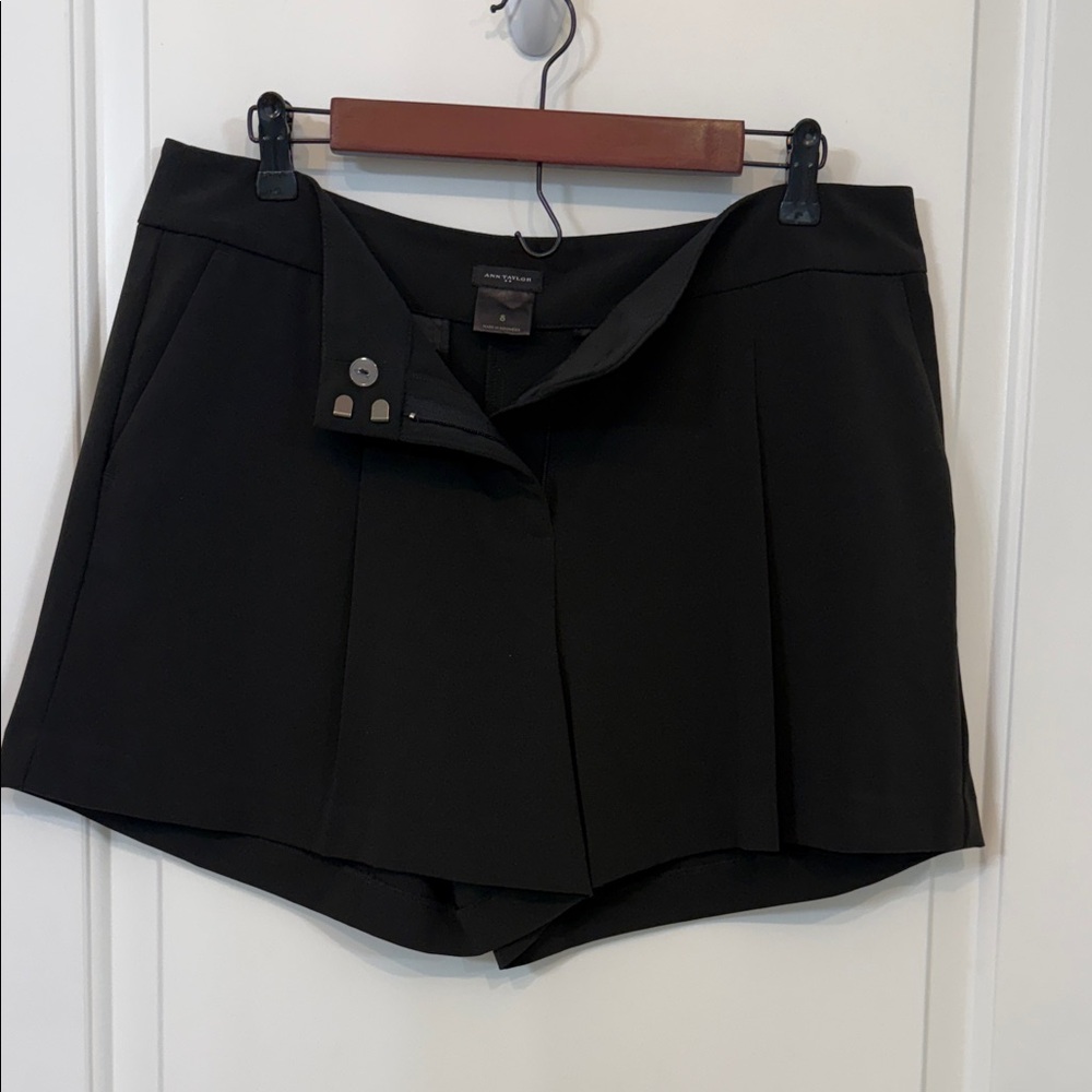 Ann Taylor Black Women's Shorts